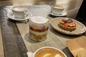 كافيه الكنز الأسود المدينة (السعر + المنيو + الموقع + آراء الناس)