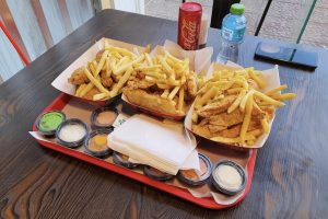 مطعم جولد روستر المدينة (السعر + المنيو + الموقع + آراء الناس)