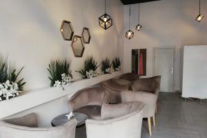 زنبق كافيه المدينة (السعر + المنيو + الموقع + آراء الناس)