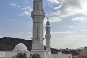 السبع مساجد – مصليات غزوة الخندق (الدليل الشامل)